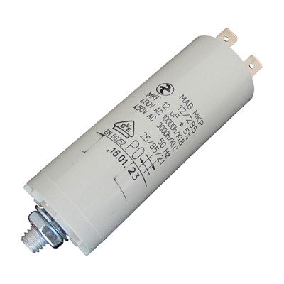 CONDENSADOR M8: 20 uF...